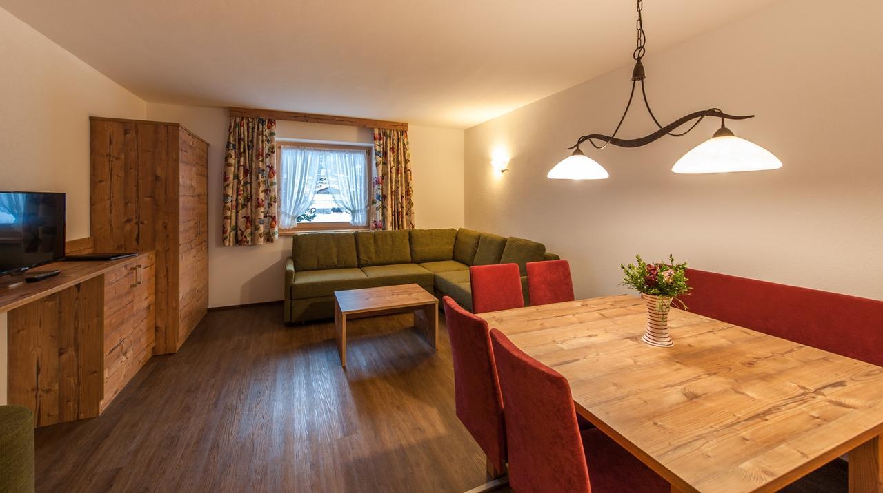 Ferienhaus Larinmos Lermoos Exteriör bild